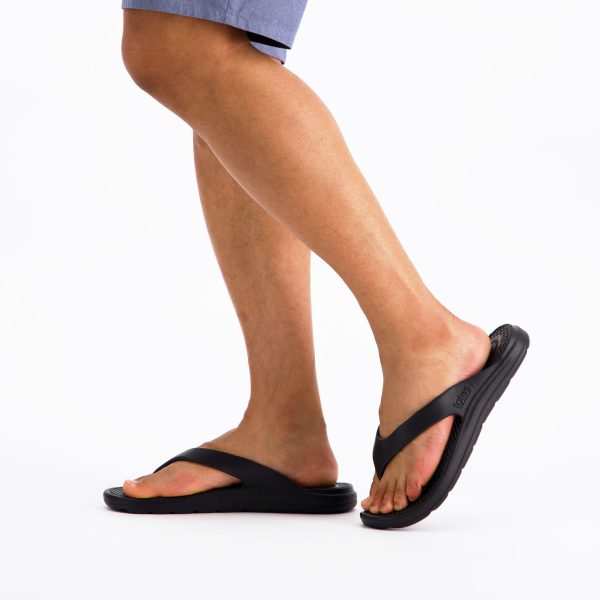 Men's Everywear Ara Thong Sandal