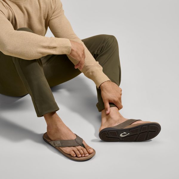 Tuahine Men's Waterproof Leather Sandals, Versatile Beach Flip Flops, Arch Support & Comfort Fit, Lightweight & Durable,