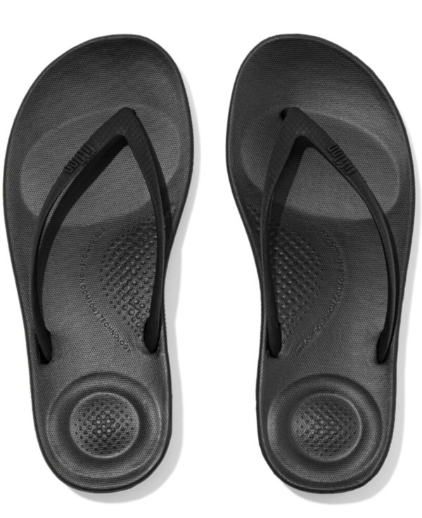 iQushion Ergonomic Flip-Flops